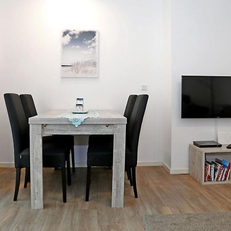 Haus Pamir - Ferienwohnungen Ostseebad Nienhagen Ngoại thất bức ảnh