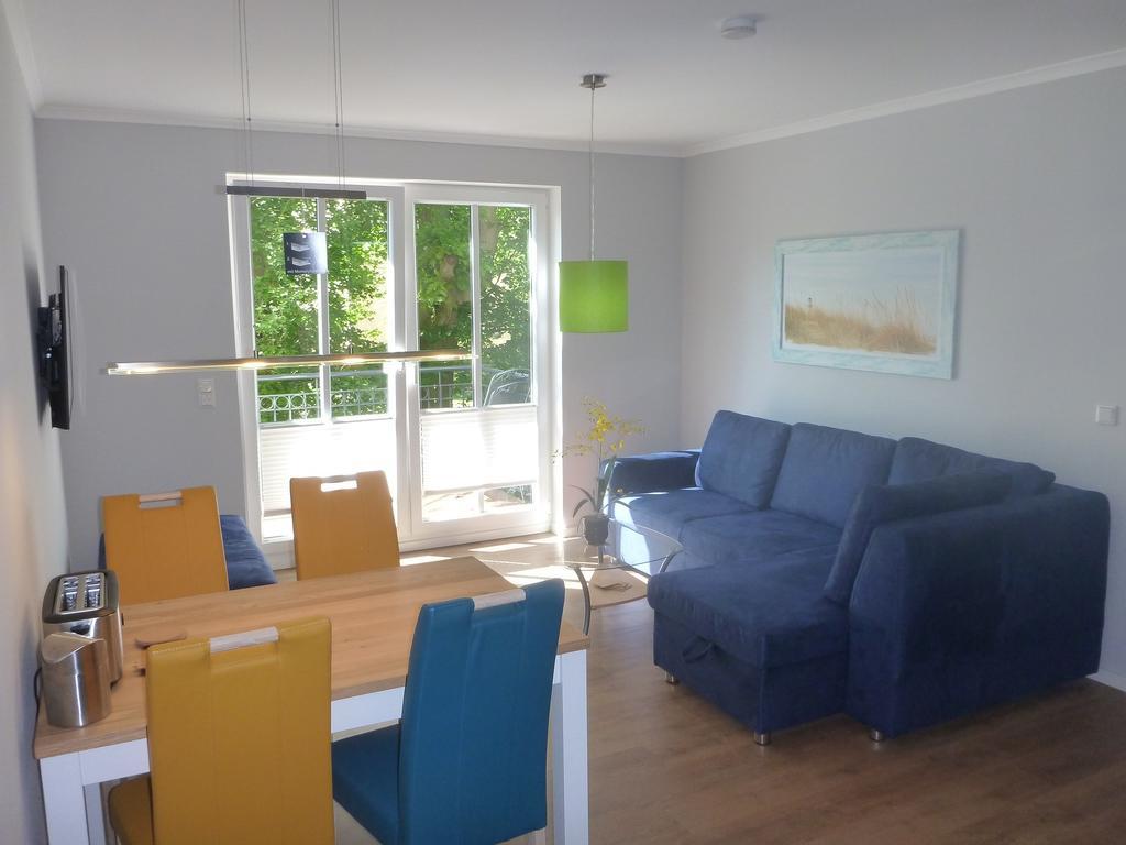Haus Pamir - Ferienwohnungen Ostseebad Nienhagen Ngoại thất bức ảnh