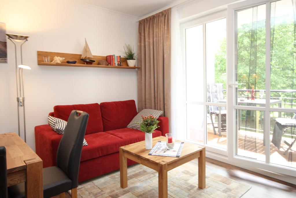 Haus Pamir - Ferienwohnungen Ostseebad Nienhagen Ngoại thất bức ảnh