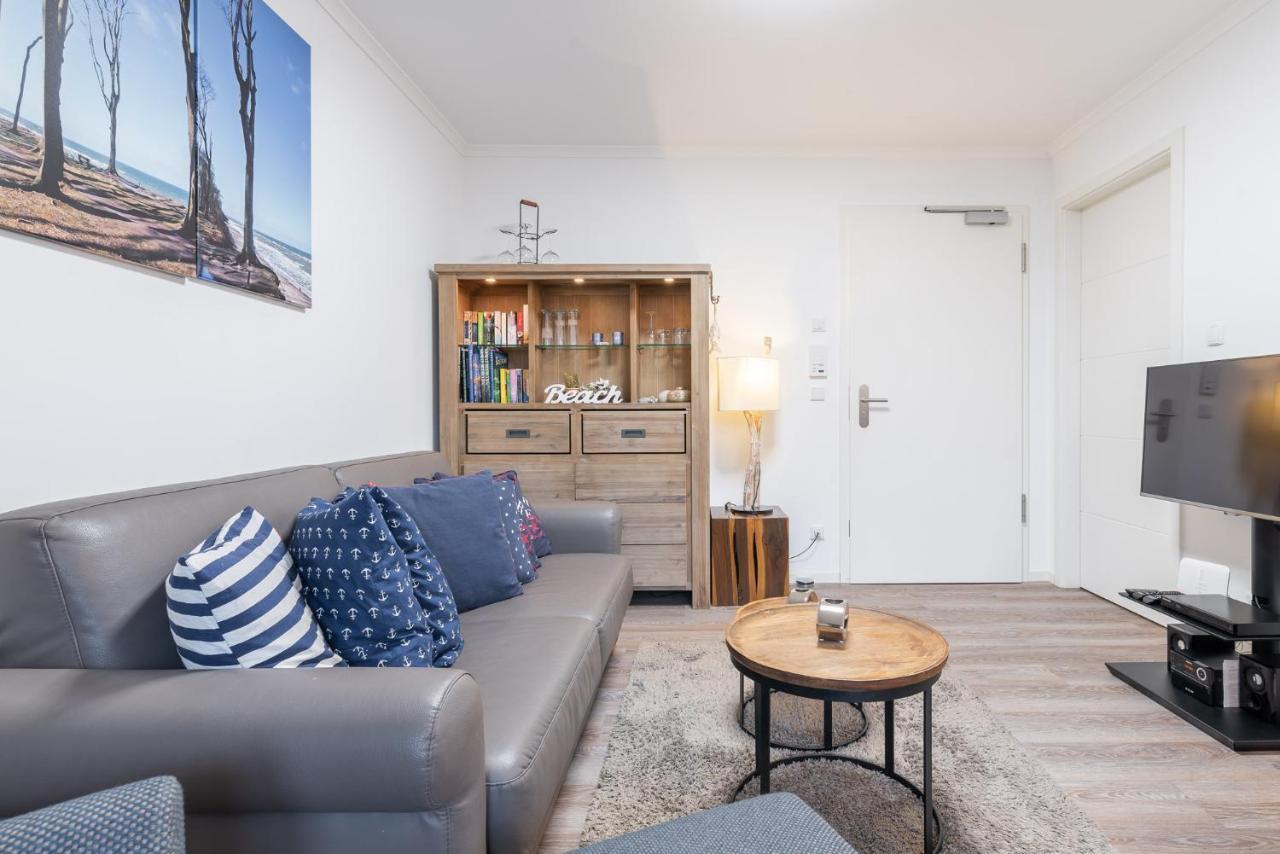 Haus Pamir - Ferienwohnungen Ostseebad Nienhagen Ngoại thất bức ảnh