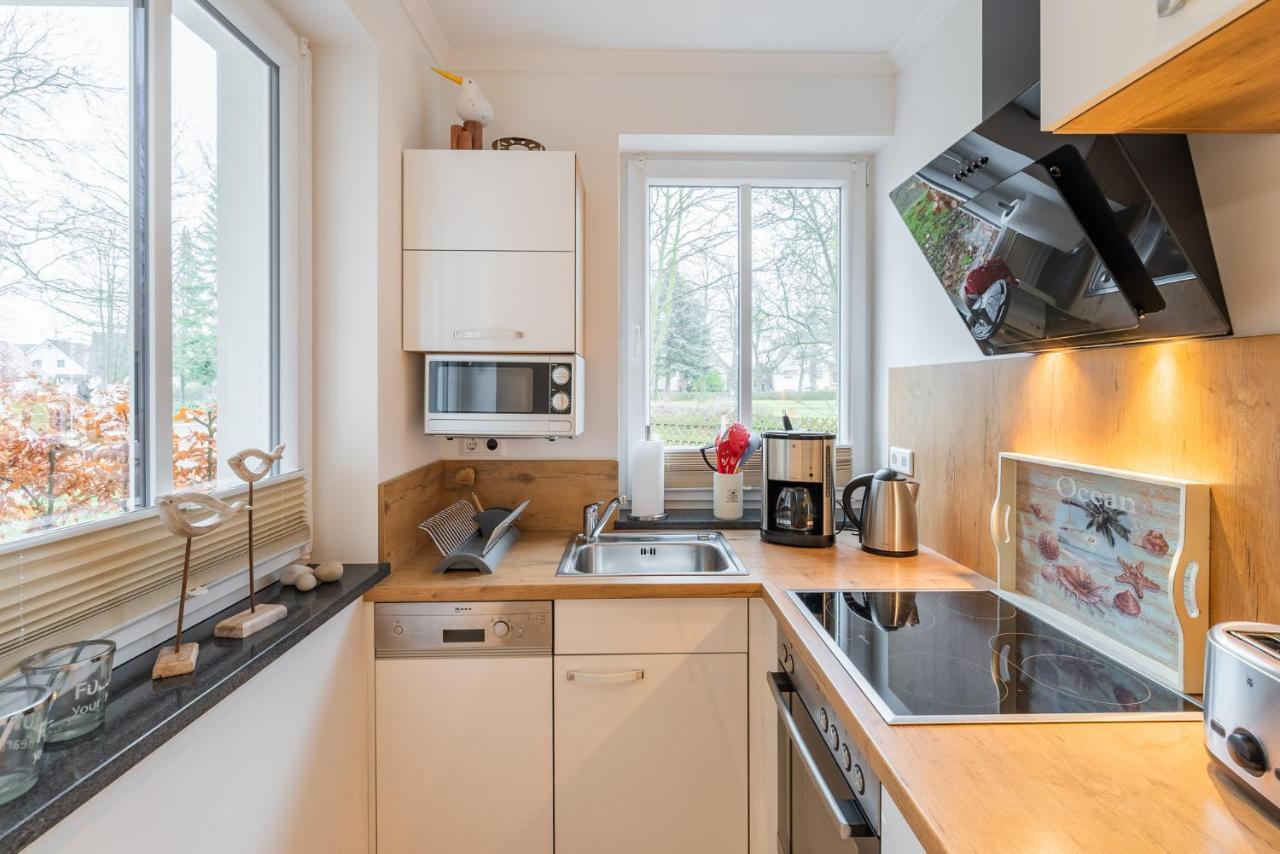 Haus Pamir - Ferienwohnungen Ostseebad Nienhagen Ngoại thất bức ảnh